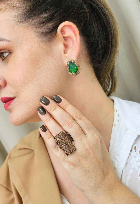 Brinco Emily de gota verde banhado no vintage