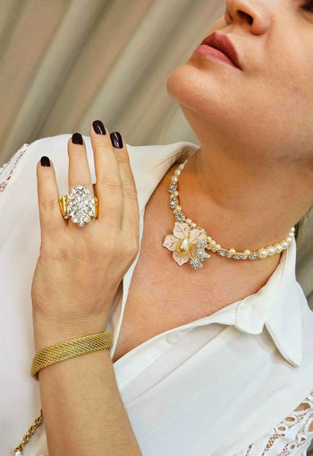 Anel Astrid de strass cristal banhado no dourado