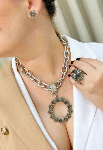 Colar Raika silver com pingente de pedras black diamond