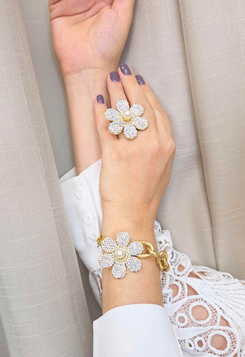 Anel Samara de flor boreal banhado no dourado