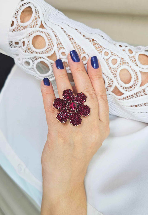 Anel Amira de flor vermelha banhado no vintage