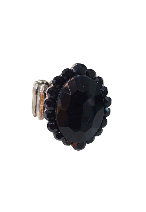 Anel Magda: Elegante Oval com Pedras Pretas no Grafite | Versatilidade no Look