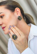 Anel Presença ouro velho oval com strass hematite