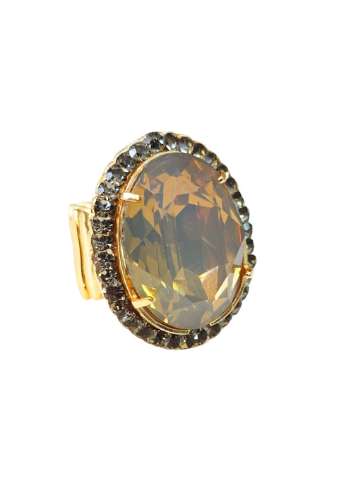 Anel Aurélia oval com pedra Opal e Black Diamond