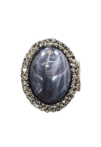 Anel Zoraide oval com pedra cinza e strass black diamond banhado no grafite