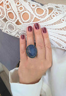 Anel Oval Patrimônio com Pedras Azul Marinho Ouro Velho Ajustável - Bijuteria Fina