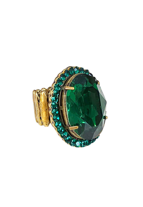 Anel Darla: Elegante Oval com Verde Esmeralda no Ouro Velho | Sahara Acessórios
