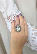 Anel Viviane: Elegante em Gota com Pedras Black Diamond no Vintage | Design By Sahara