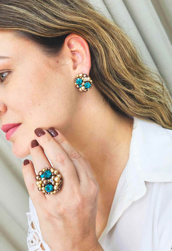 Anel Ravi com perolas vintage e pedras azuis