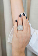 Anel Estela retangular com pedras cristais banhado no prata