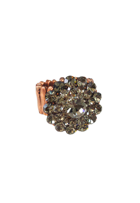 Anel Severina: Redondo Clássico com Pedras Black Diamond no Vintage | Design Premium