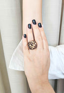 Anel Nara vintage quadrado com perolas cobreadas