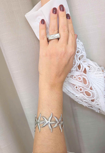 Bracelete Moema: Formato Estrela do Mar no Prata | Toque de Sofisticação