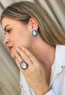 Brinco Paloma oval de pedra peach com azul banhado no vintage