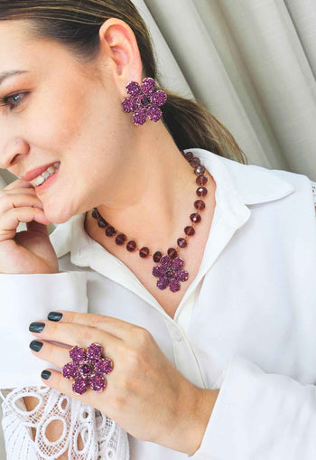 Brinco Avelina de flor com strass ametista banhado no vintage