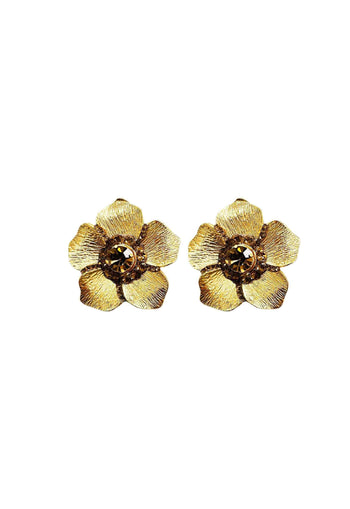 Brinco Margarida em formato de flor banhado no dourado