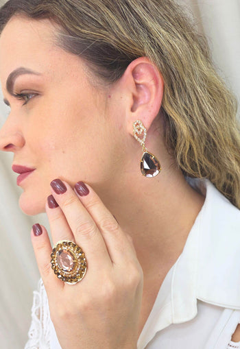 Brinco Taciana classico de gota marrom com rose banhado no dourado