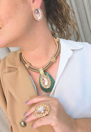 Brinco Dama Oval com Pedras Pêssego Dourado | Sahara Acessórios