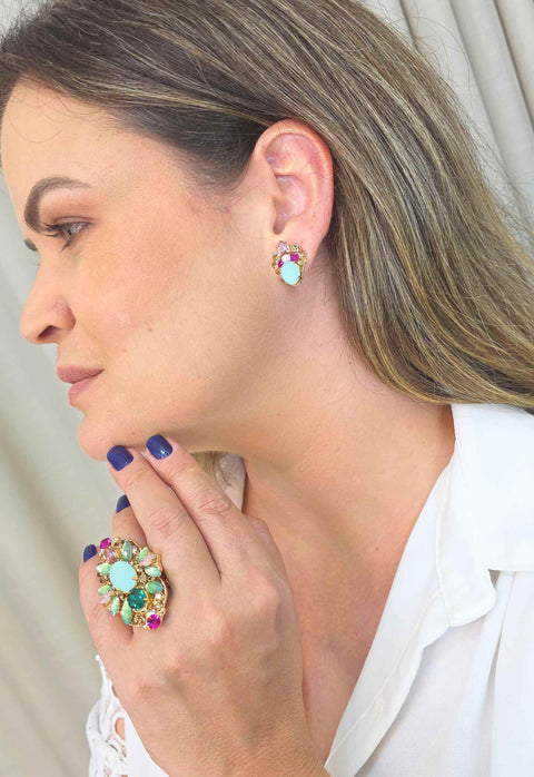 Brinco Glaura Classic: Pequeno e Delicado com Pedras Coloridas Banhado no Dourado | Destaque no seu Look