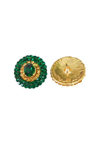 Brinco Rubra: Redondo com Pedras Verde Esmeralda e Strass no Dourado | Design By Sahara