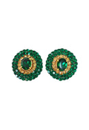 Brinco Rubra: Redondo com Pedras Verde Esmeralda e Strass no Dourado | Design By Sahara