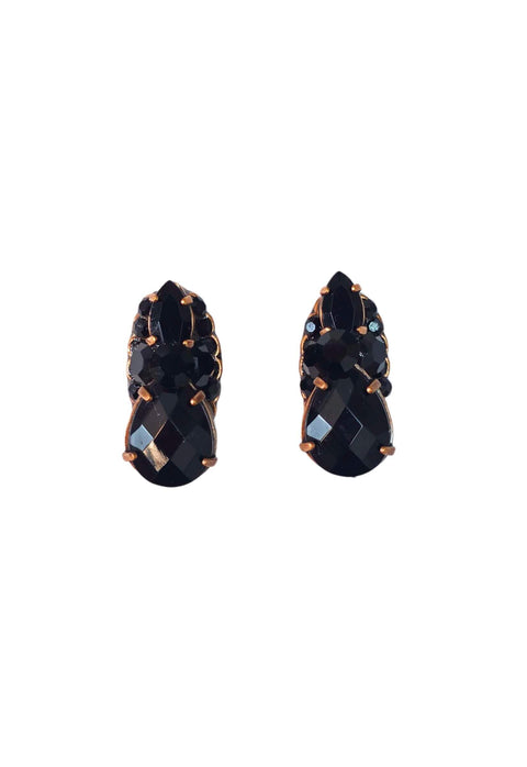 Brinco Vanusa: Pequeno e Delicado com Pedras Pretas no Vintage | Versatilidade no Look