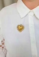 Broche Nadine: Romântico de Coração e Pedras no Dourado | Destaque no seu Look