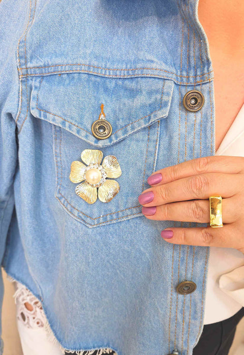 Broche Anelis Gold: Floral com Pérola e Strass Cristal no Dourado | Sahara Acessórios