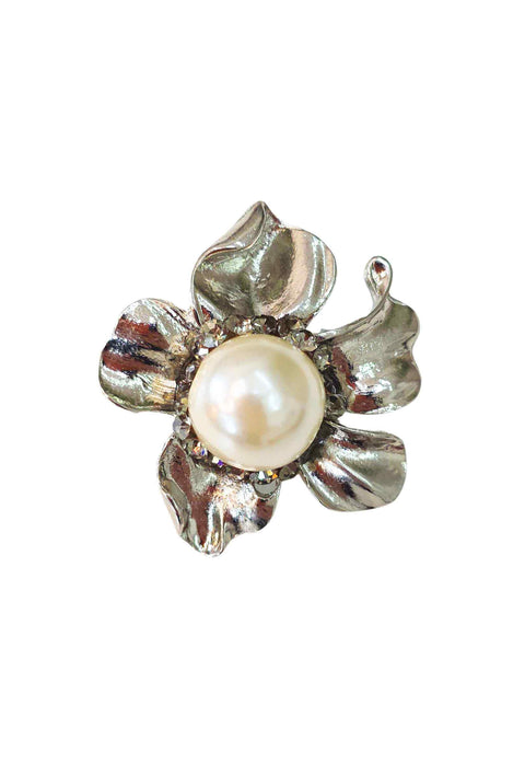 Broche Fiona: Floral Romântico com Pérola no Prata | Perfeito para Presentear