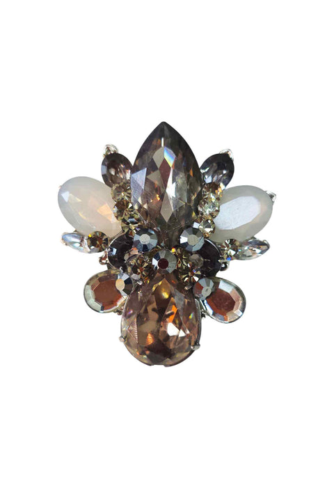 Broche Pietra Ônix: Elegante com Pedras Grafite no Prateado | Toque de Sofisticação
