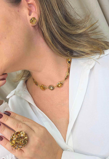 Colar Choker Luana: Moda Festa com Pedras Luxo no Dourado | Brilho na Medida
