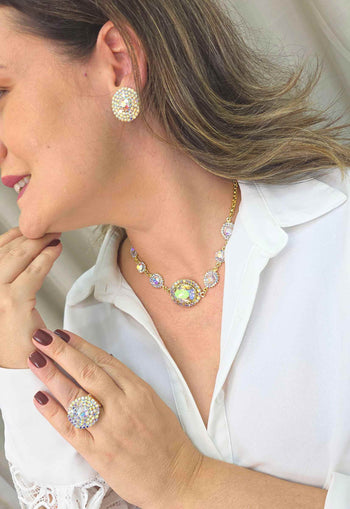 Colar Choker Zilá: Moderno com Pedras Boreal no Dourado | Lançamento Exclusivo