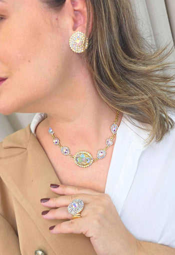 Colar Choker Zilá: Moderno com Pedras Boreal no Dourado | Lançamento Exclusivo
