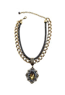 Colar Quiara ouro velho com pingente com pedras black diamond e verde