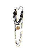 Maxi Colar Magnífica: Moderno com Flor Dourada e Mix de Correntes no Preto e Dourado| Acessório de Luxo