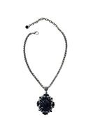 Colar Raridade Black com pingente de strass preto e veneziana grafite