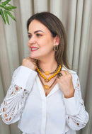 Colar Doha Mostarda de bolas em tons mostarda e correntes ouro velho