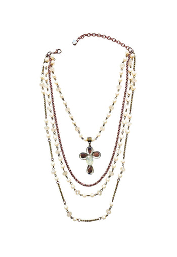 Colar Imperial perolado com pingente de cruz e perolas banhado no vintage e ouro velho