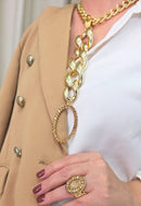 Colar Estrutura de elos dourado e pingente oval de strass light colorado topaz