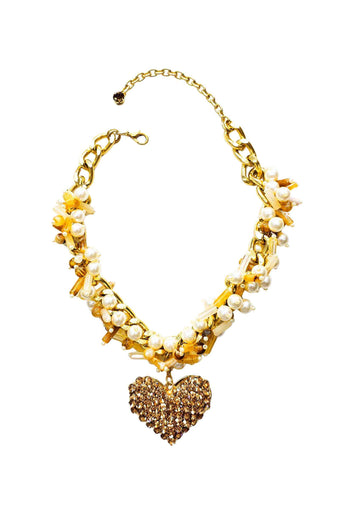 Colar Olinda com perolas, miçangas e pingente de coração dourado