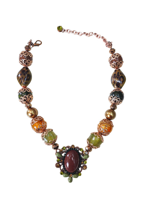 Colar Miragem de bolas verdes e marrons com detalhes vintage