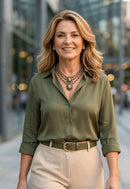 Colar Vera Lúcia: Clássico com Mix de Pérolas Rosê e Pingentes no Ouro Velho | Peça Exclusiva