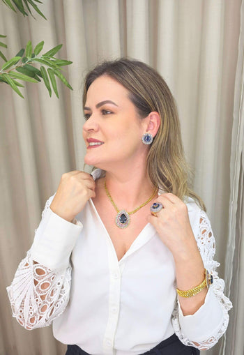 Colar Charline com pingente de gota de pedras ametista, azul e black diamond banhado no dourado