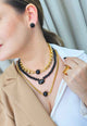 Colar Doha black com bolas pretas e correntes douradas