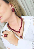 Colar Doha Red de bolas vermelhas e correntes ouro velho
