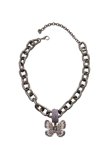 Colar Indira Glam: Com Borboleta e Pedras Hematite, Cristal e Black Diamond no Ônix | Look Sofisticado