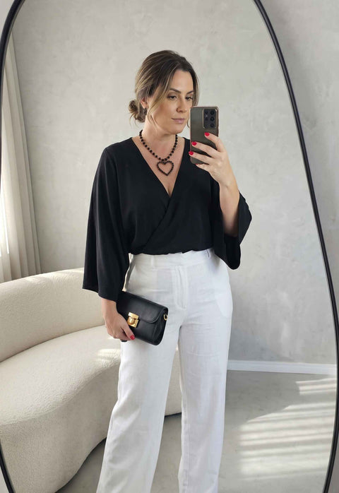 Colar Elisangela black com pingente de coração e pedras pretas