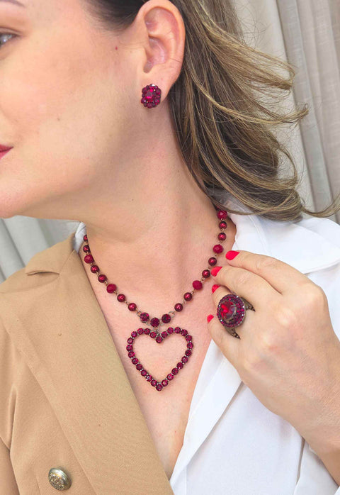 Colar Elisangela: Romântico de Coração com Pedras Vermelhas no Vintage | Presente Inesquecível