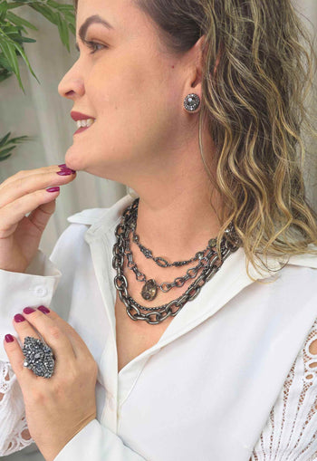 Colar Exclusividade Ônix com Pedras Black Diamond, Hematite e Elos Grafite