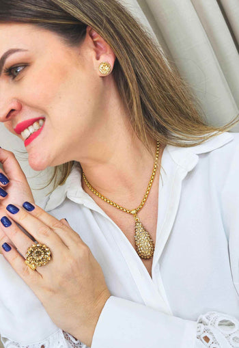 Colar Alure gold com pingente gota banhado no dourado